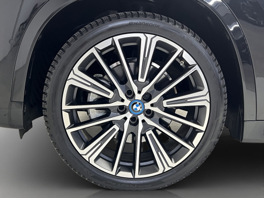 BMW iX1 xDrive 30 – Bild 13