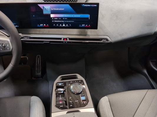 BMW iX xDrive60 M Sport Pro – Bild 12