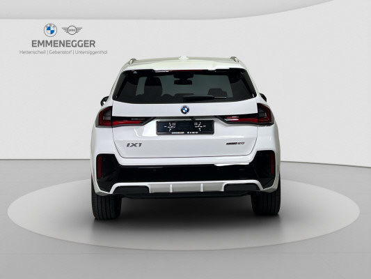 BMW iX1 eDrive 20 Ed. M Sport – Bild 4