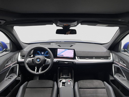 BMW X1 xDrive 23i 48V M Sport – Bild 12