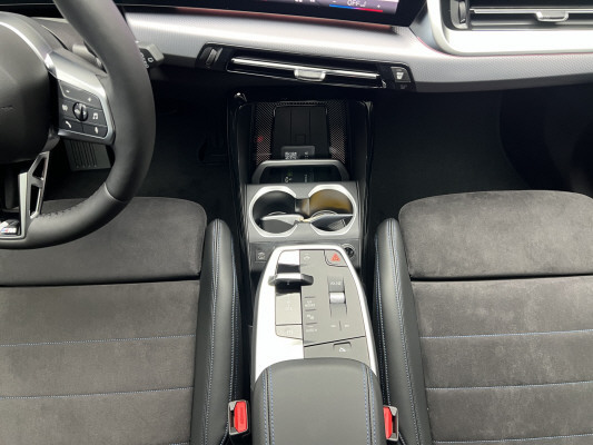 BMW X1 xDrive 23i 48V M Sport – Bild 13