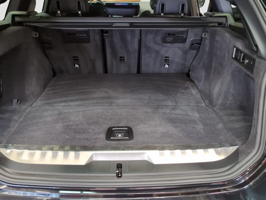 BMW 330e xDrive M Sport – Bild 11