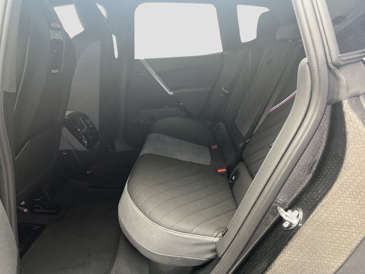 BMW iX xDrive60 M Sport – Bild 10